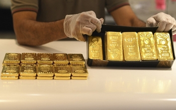 Giá vàng từ 62 rơi xuống 53 triệu đồng, chuyên gia cảnh báo mất vài tháng mới hồi phục