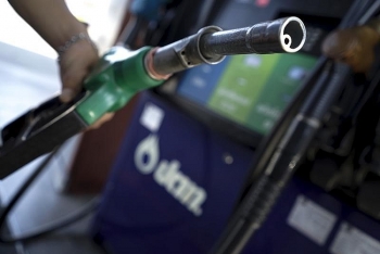 Giá xăng dầu hôm nay (1/9): Dầu Brent quay đầu giảm