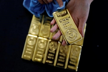 Giá vàng hôm nay 19/10/2020: Vàng trong nước đi ngang, vàng thế giới quanh mốc 1.900 USD