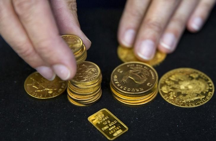 Giá vàng hôm nay 1/12/2020: Vàng tiếp tục giảm 1 triệu đồng