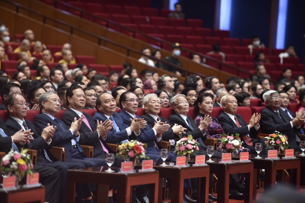 Chùm ảnh: Mít tinh kỷ niệm 90 năm ngày truyền thống Mặt trận Tổ quốc Việt Nam