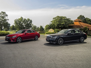 mercedes c class chon c 180 hay them 300 trieu mua c 200 exclusive