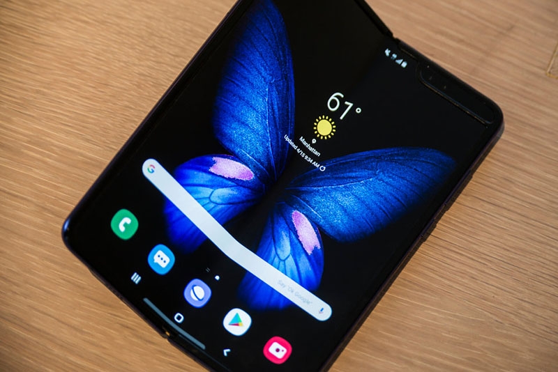 Samsung Galaxy Fold giá 50 triệu có đáng tiền?