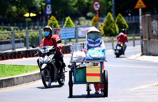 tin thoi tiet trong ngay 87 nang nong tu bac den trung toi diem mua vai noi