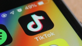 co van nha trang tiktok muon khong bi cam thi phai nhap tich my