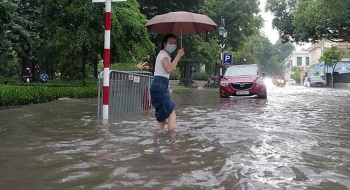 Bản tin thời tiết ngày 19/8: Mưa dông tăng cấp, Bắc Bộ nhiều vùng ngập lụt