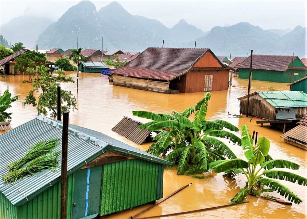 Thời tiết 11/10: Trung Bộ tiếp tục mưa to, Quảng Trị - Thừa Thiên Huế mưa đặc biệt to