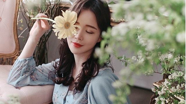 Tử vi hôm nay 29/10: Tý - Thân tình yêu viên mãn