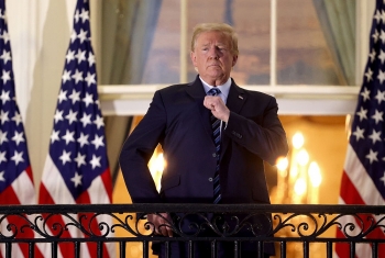 tong thong trump lan dau tiet lo thoi diem roi nha trang