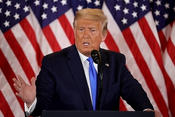 ong trump cong bo ke hoach tai tranh cu dung ngay nham chuc cua ong biden