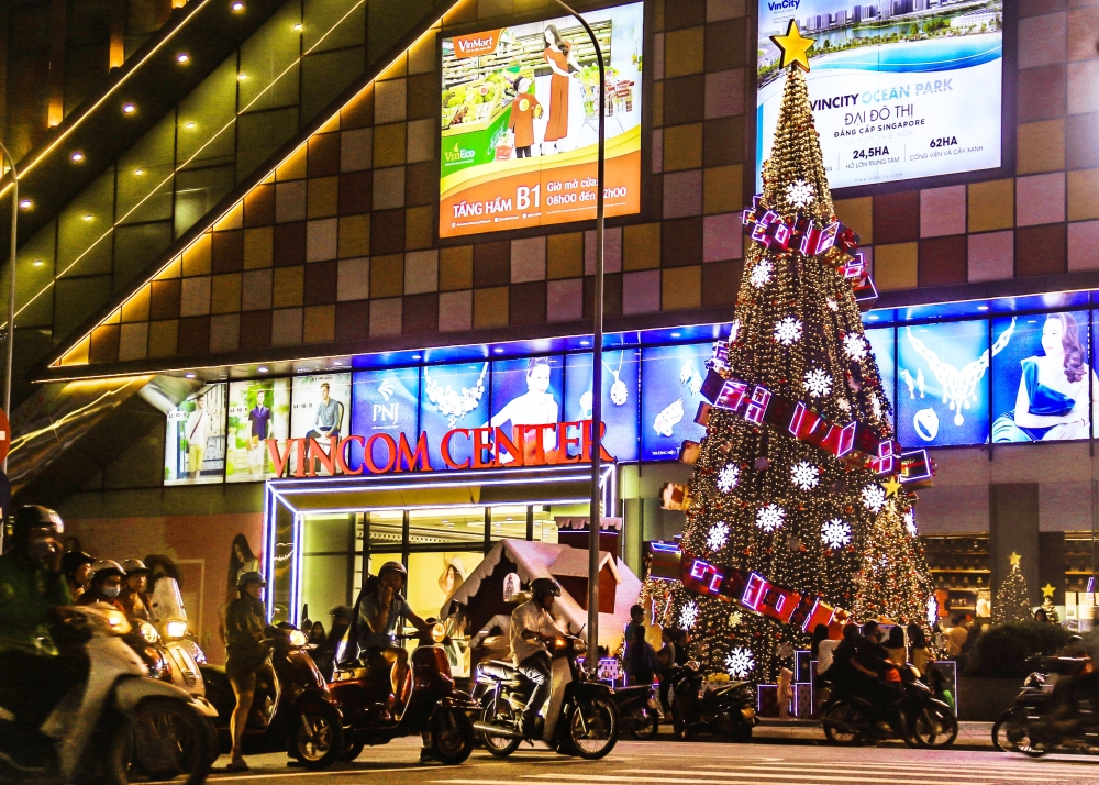 Noel 2020: Những địa điểm đi chơi Noel ở Hà Nội hấp dẫn bậc nhất