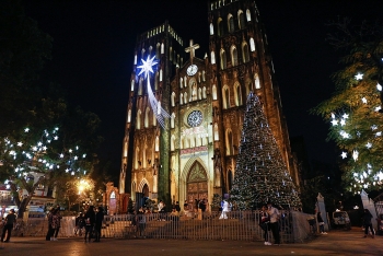 Noel 2020: Những địa điểm đi chơi Noel ở Hà Nội hấp dẫn bậc nhất