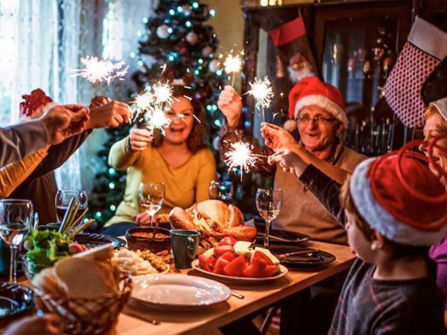 Noel 2021: Lời chúc Giáng Sinh ý nghĩa dành cho bố mẹ​​​​​​​