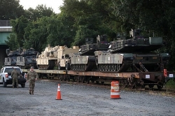 Mỹ khoe xe tăng, chiến đấu cơ dịp Quốc khánh