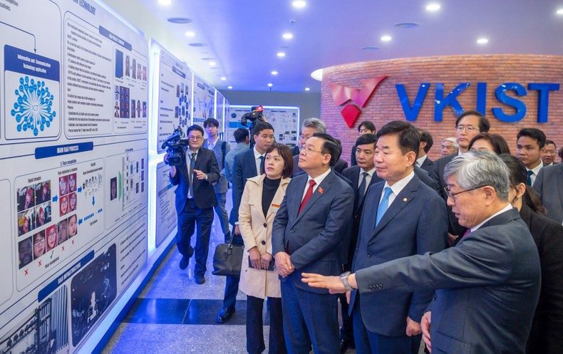 Biểu tượng quan hệ hợp tác Việt-Hàn về khoa học, công nghệ và đổi mới sáng tạo ảnh 2