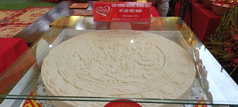 Cặp bánh tại Lễ hội đền Trần Thái Bình xác lập Kỷ lục Guinness Việt Nam ảnh 4