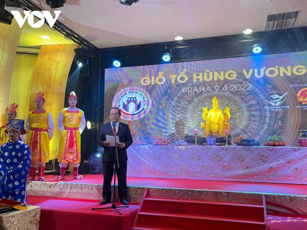 Việt kiều tại Séc long trọng tổ chức Lễ hội Giỗ tổ Hùng Vương 2022