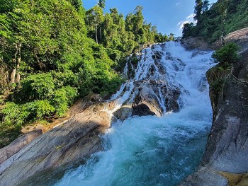 Thác nước tại Thanh Hóa lọt top 7 thác nước đẹp ảo diệu của Việt Nam