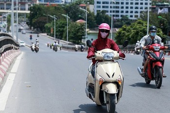 thoi tiet 2952022 ha noi tiep tuc nang nong chieu toi co the co dong