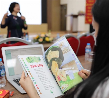 Nâng cao hiệu quả dạy tiếng Việt cho trẻ em Việt Nam ở nước ngoài
