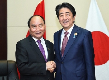 Chủ tịch nước lên đường đến Nhật Bản dự Lễ Quốc tang cố Thủ tướng Abe Shizo