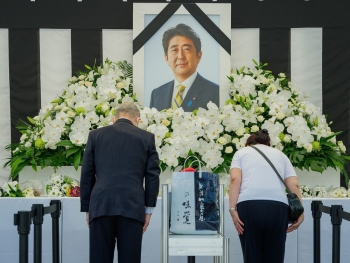 Niềm thương tiếc và tình cảm đặc biệt của người Việt Nam tại Nhật Bản đối với ông Abe Shinzo