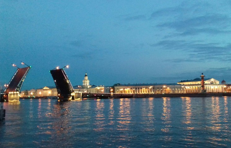 Saint-Peterburg - "Thủ đô văn hóa" của nước Nga hiện đại