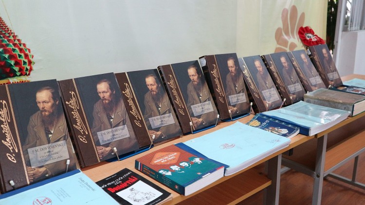Hàng loạt sự kiện kỷ niệm 200 năm ngày sinh của đại văn hào Nga F.M. Dostoyevsky