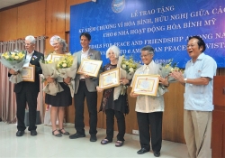 Vinh danh 6 người Mỹ góp phần "làm nên hòa bình" tại Việt Nam