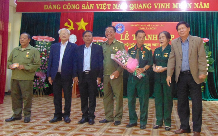 ra mat chi hoi thu hai cua hoi huu nghi viet lao tinh lam dong