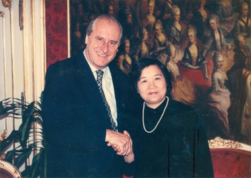 Đại sứ Nguyễn Thị Hồi - “bóng hồng” hiếm hoi trên mặt trận ngoại giao thập niên 70