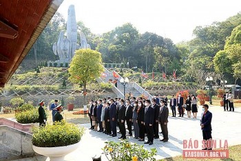 Thắm mãi tình hữu nghị Việt - Lào