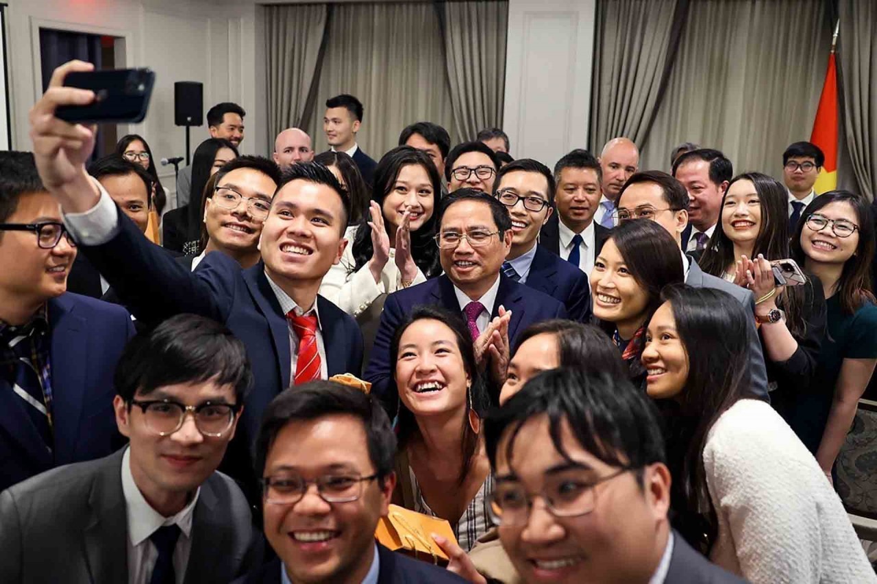 Thủ tướng gặp gỡ, đối thoại với một số trí thức Việt Kiều và thanh niên, sinh viên Việt Nam tại New York